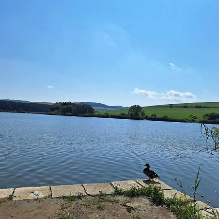 Apartmány Zaky Vrbov Esterno foto
