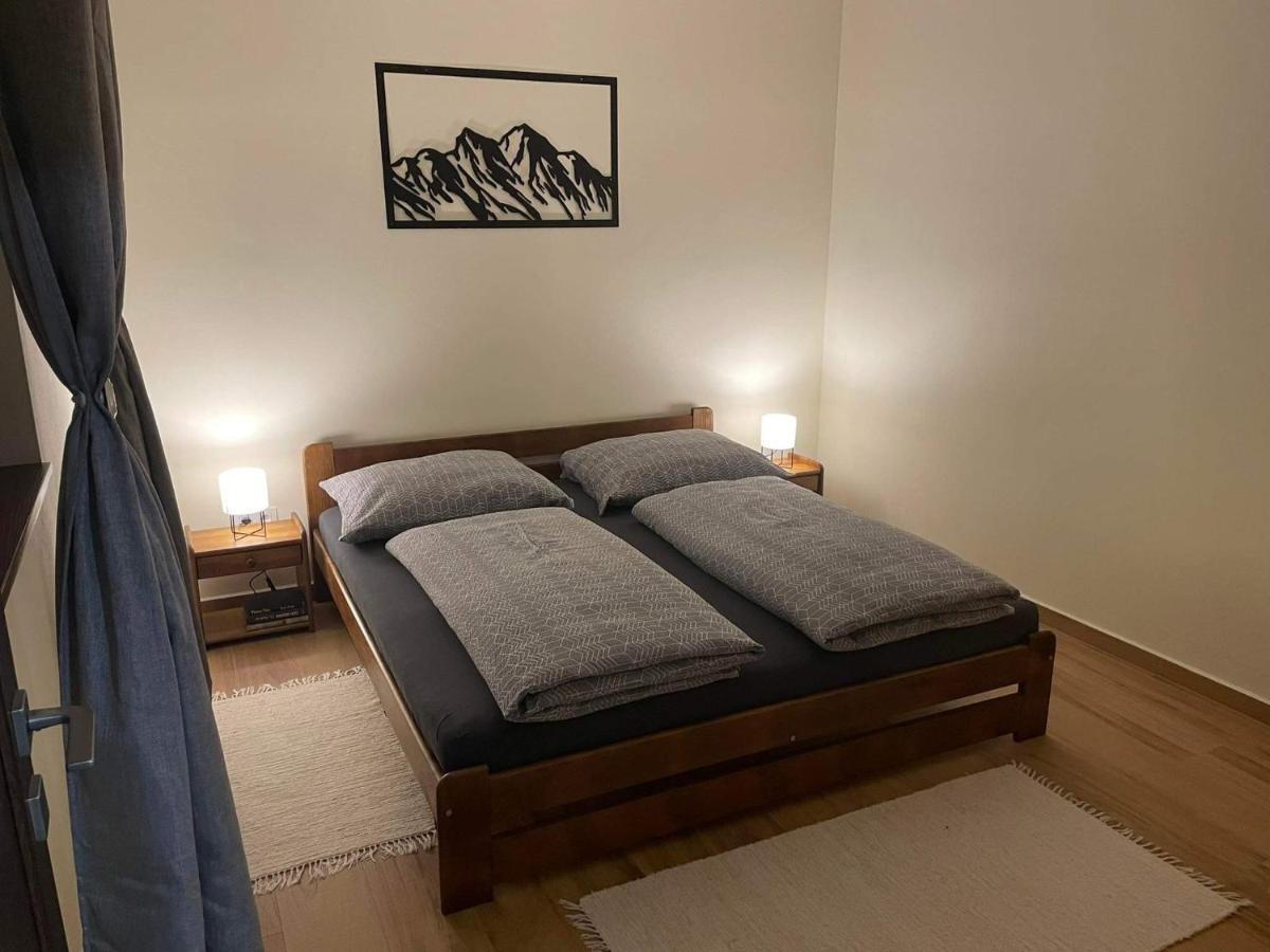 Apartmány Zaky Vrbov Camera foto