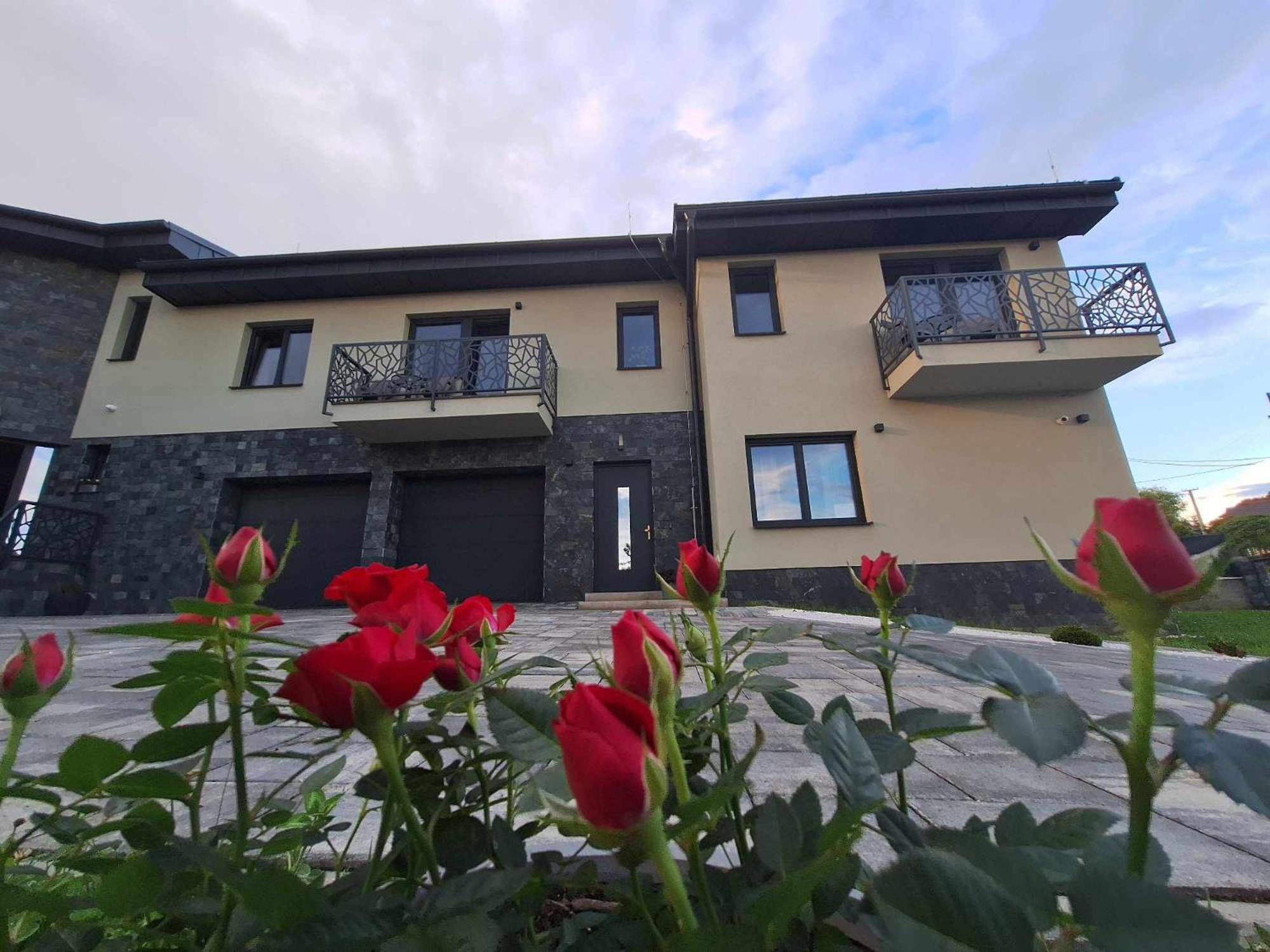 Apartmány Zaky Vrbov Esterno foto